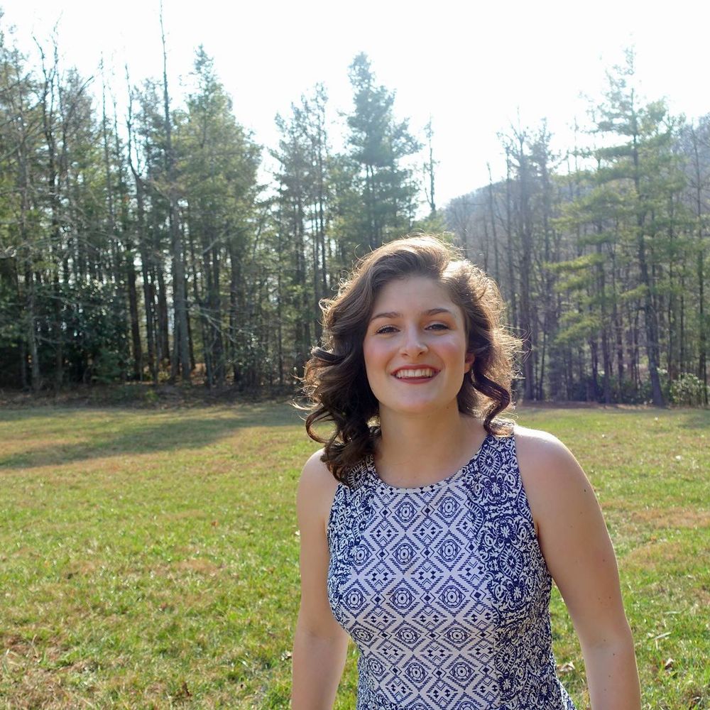 Meet your Posher, Cecelia